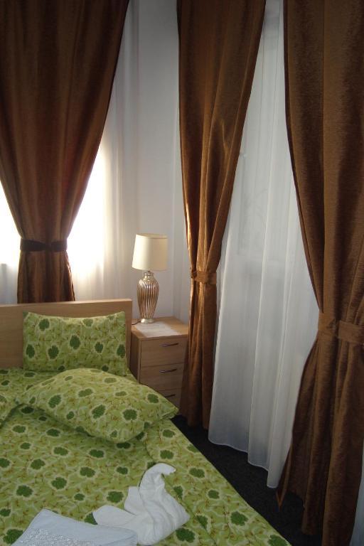 Hostel Litovoi Boekarest Buitenkant foto