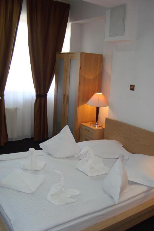 Hostel Litovoi Boekarest Buitenkant foto