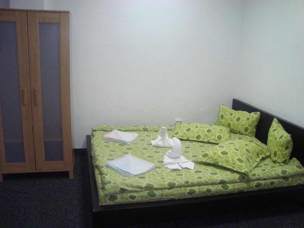 Hostel Litovoi Boekarest Kamer foto
